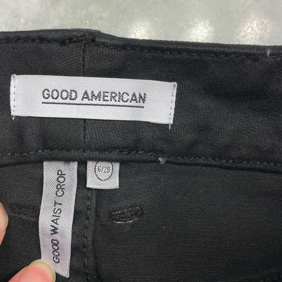 GOOD AMERICAN, “Good Waist Crop”, Black, Size 6/28 - Picture 4 of 5